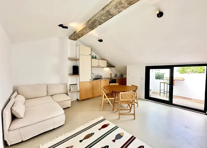 Appartement Peral Old Town Penthouse - Eaw Homes